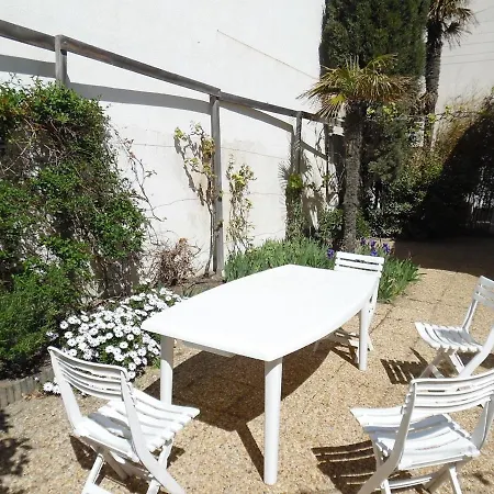 Pieds Dans L'eau Avec Terrasse, 4 Adultes Et 3 Enfants, - Fr-1-750-29 Canet-en-Roussillon