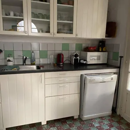 Pieds Dans L'eau Avec Terrasse, 4 Adultes Et 3 Enfants, - Fr-1-750-29 * Canet-en-Roussillon